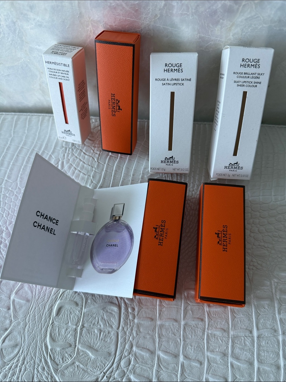 Hermès Orange Lipstick Boxes with Chanel Chance Card ( sample) - Picture 2 of 8